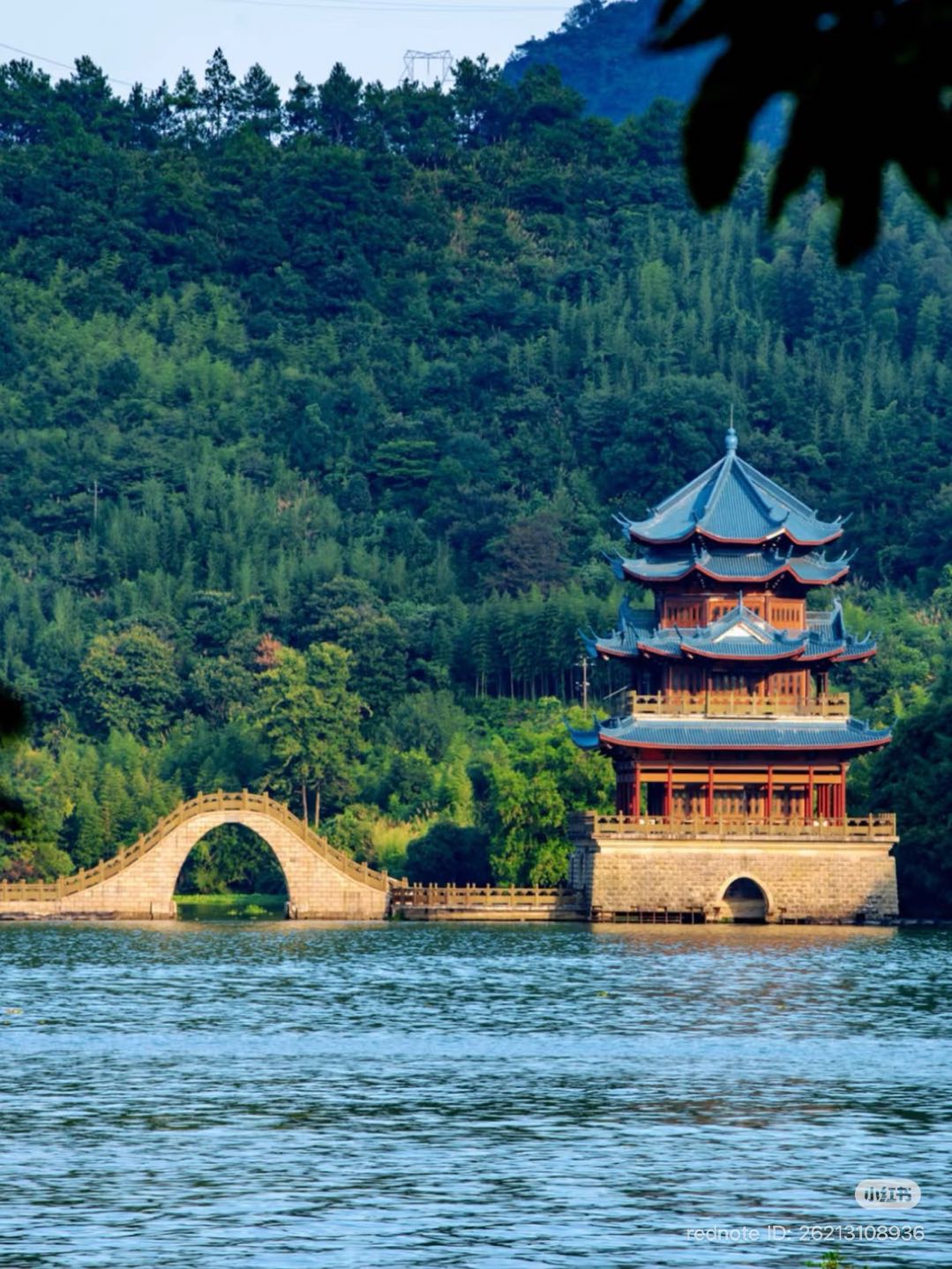 严子陵钓台 · 古阁拱桥